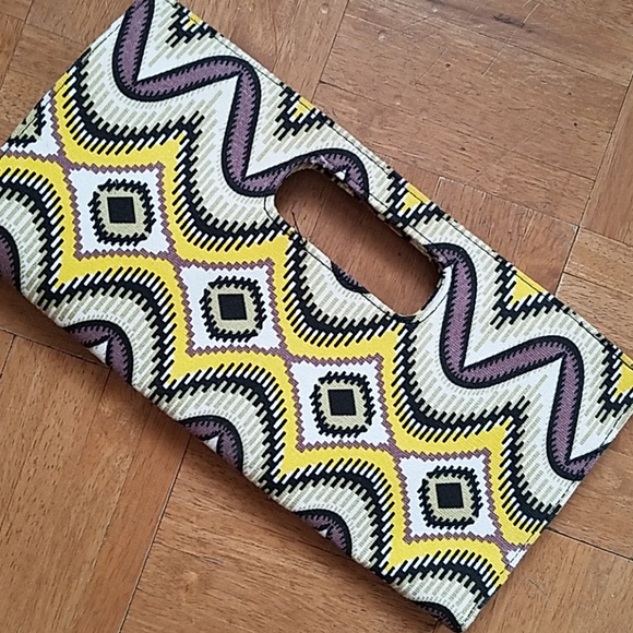 Clutch - Picture 3 of 8